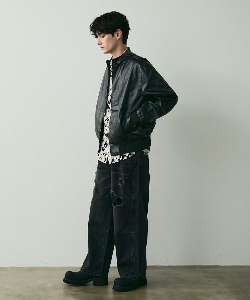 Shoowtime(ショウタイム)の「Stand Collar Synthetic Leather Blouson / スタンドカラーレザーブルゾン(ブルゾン・メンズ・ブラック・MEDIUM/LARGE/X-LARGE)」の17枚目の写真