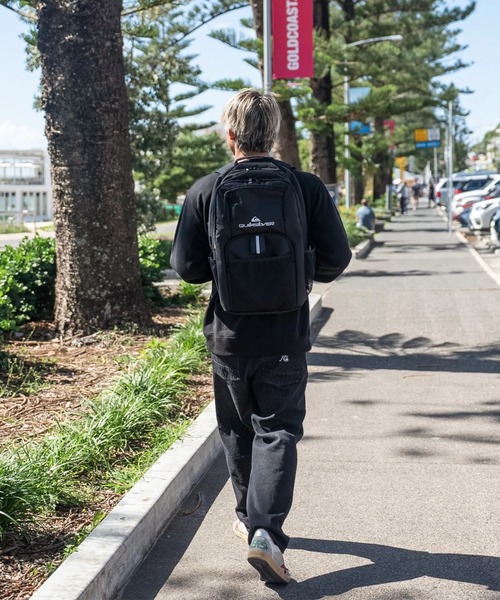 Quiksilver(クイックシルバー)の「BY THE SEA 32L /クイックシルバーリフレクター付きバックパック・リュック(バックパック/リュック・メンズ・ブラック/ブラック系その他・FREE)」の14枚目の写真