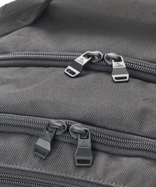 Quiksilver(クイックシルバー)の「BY THE SEA 32L /クイックシルバーリフレクター付きバックパック・リュック(バックパック/リュック・メンズ・ブラック/ブラック系その他・FREE)」の22枚目の写真