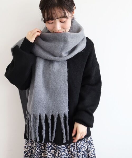 le.coeur blanc（ルクールブラン）の「《WEB限定アイテム》ビッグフリンジストール（ストール/ショール・レディース・グレー/イエロー/グリーン・FREE）」の13枚目の写真