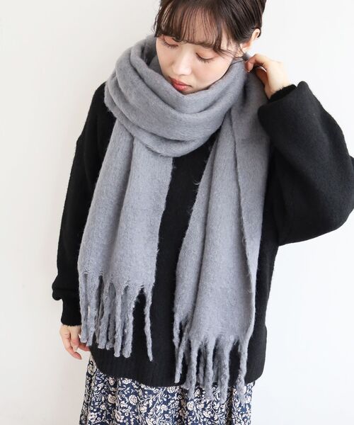 le.coeur blanc（ルクールブラン）の「《WEB限定アイテム》ビッグフリンジストール（ストール/ショール・レディース・グレー/イエロー/グリーン・FREE）」の9枚目の写真
