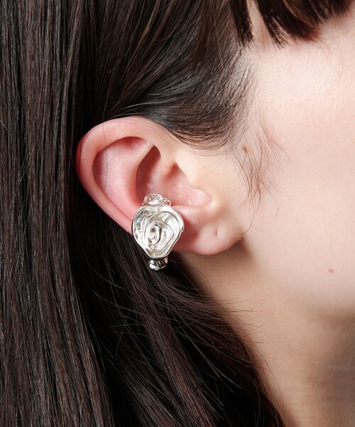 Soierie(ソワリー)の「<Soierie>Rose 2WAY カフリング(リング・レディース・シルバー・FREE)」の9枚目の写真