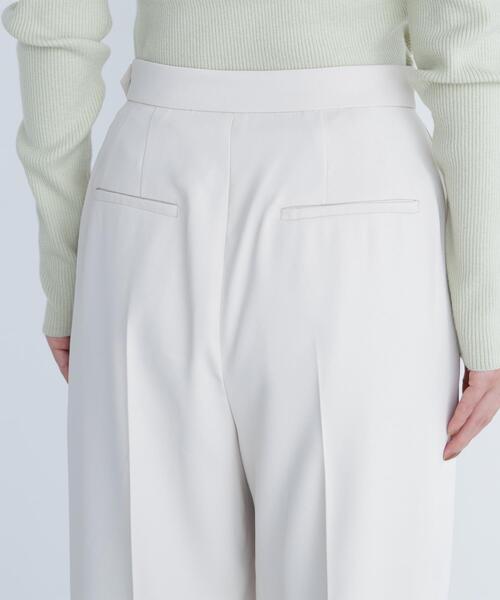 NATURAL BEAUTY BASIC(ナチュラルビューティーベーシック)の「◇メタルディティールタックワイドパンツ(その他パンツ・レディース・ブラック/ベージュ/ベージュ系その他3・SMALL/MEDIUM)」の4枚目の写真
