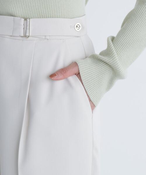 NATURAL BEAUTY BASIC(ナチュラルビューティーベーシック)の「◇メタルディティールタックワイドパンツ(その他パンツ・レディース・ブラック/ベージュ/ベージュ系その他3・SMALL/MEDIUM)」の6枚目の写真