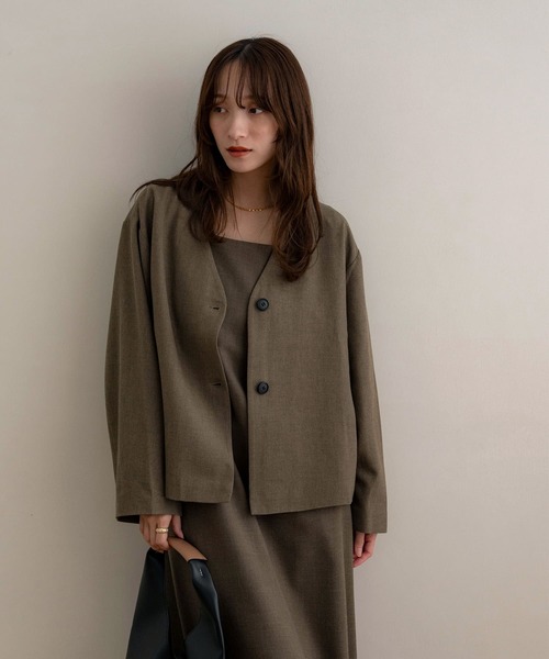 NOAHL(ノアル)の「【NOAHL】MIXツイルノーカラージャケット(ノーカラージャケット・レディース・ライトベージュ/ブラック/ブラウン・FREE)」の21枚目の写真