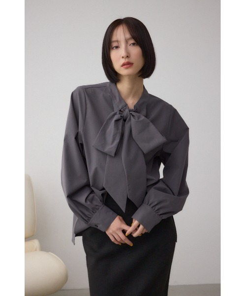 AZUL by moussy（アズールバイマウジー）の「ボウタイリボンブラウス（シャツ/ブラウス・レディース・ブラウン系その他/アイボリー/チャコールグレー・FREE）」の17枚目の写真