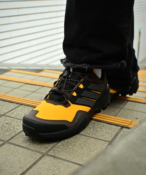 BILLY'S EXCLUSIVE】TERREX SKYCHASER GORE-TEX HQ2690（スニーカー