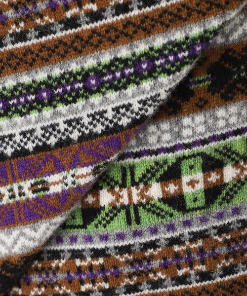 INSCRIRE（アンスクリア）の「【INSCRIRE /アンスクリア】Fairisle Polo Sweater：ニット（ニット/セーター・レディース・ブラック・MEDIUM）」の17枚目の写真