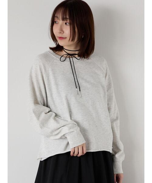 Te chichi TERRASSE（テチチテラス）の「カットオフ裏毛スウェット（その他トップス・レディース・チャコールグレー/オフホワイト/レッド/グリーン・F）」の8枚目の写真