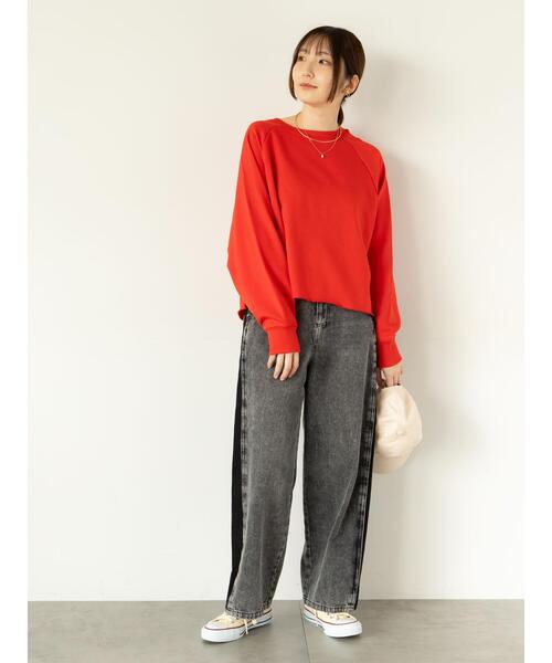 Te chichi TERRASSE（テチチテラス）の「カットオフ裏毛スウェット（その他トップス・レディース・チャコールグレー/オフホワイト/レッド/グリーン・F）」の14枚目の写真