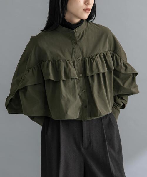 KBF（ケイビーエフ）の「『WEB限定』ラッフルデザインブラウス（シャツ/ブラウス・レディース・オフホワイト/ブラック/カーキ・ONE）」の12枚目の写真