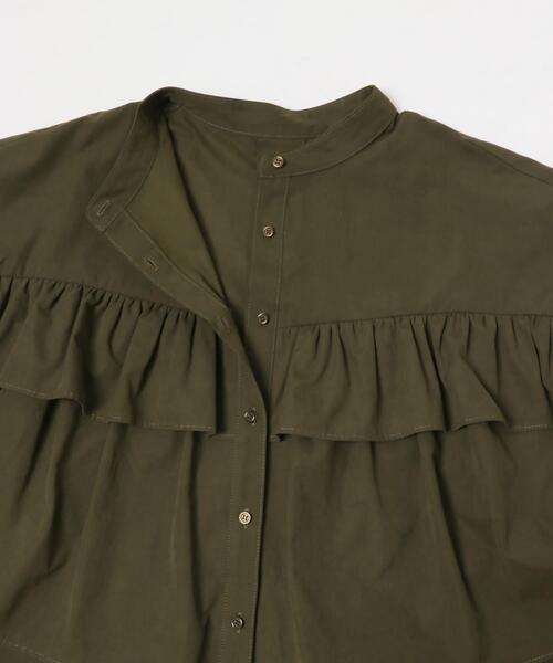 KBF（ケイビーエフ）の「『WEB限定』ラッフルデザインブラウス（シャツ/ブラウス・レディース・オフホワイト/ブラック/カーキ・ONE）」の19枚目の写真