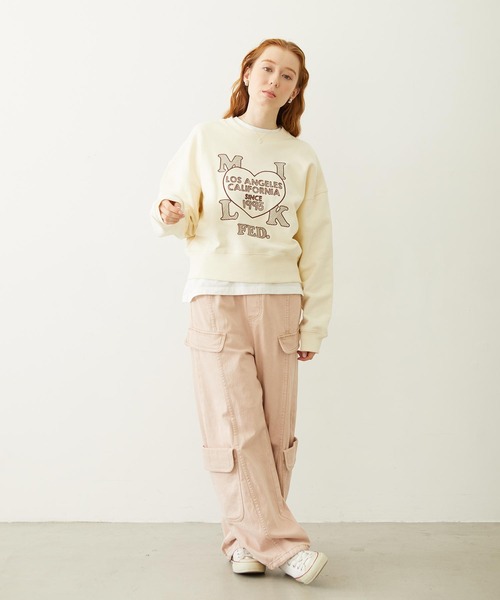 MILKFED.（ミルクフェド）の「STITCHED HEART LOGO SHORT CREW SWEAT（スウェット・レディース・オフホワイト/チャコール/ピンク・S/M）」の14枚目の写真