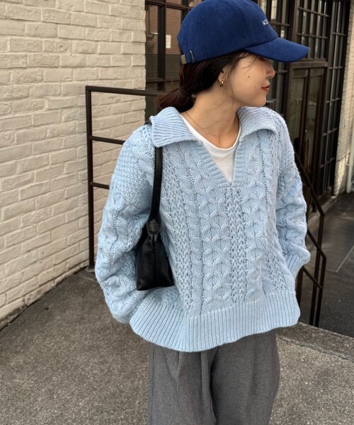 CIAOPANIC TYPY(チャオパニックティピー)の「【チクチクしない!】スキッパー襟付きケーブルニット(ニット/セーター・レディース・アイボリー/サックスブルー/グレー/ブラウン・ONE SIZE)」の4枚目の写真