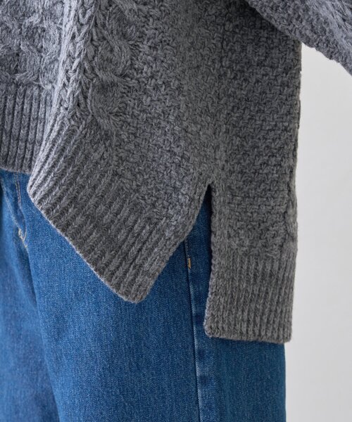 CIAOPANIC TYPY(チャオパニックティピー)の「【チクチクしない!】スキッパー襟付きケーブルニット(ニット/セーター・レディース・アイボリー/サックスブルー/グレー/ブラウン・ONE SIZE)」の11枚目の写真