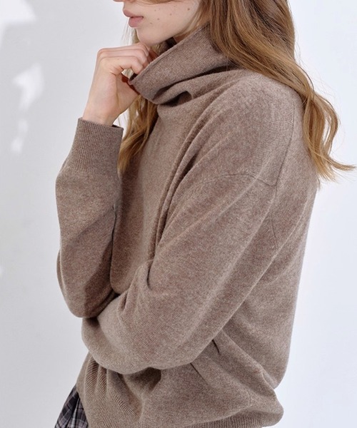 Fano Studios(ファノ ストゥディオズ)の「ハイネック カシミヤウールニットトップス FD25S064【Fano Studios】【2025AW】(Tシャツ/カットソー・レディース・アイボリー/ライトブラウン/ダークブラウン・M/S)」の4枚目の写真