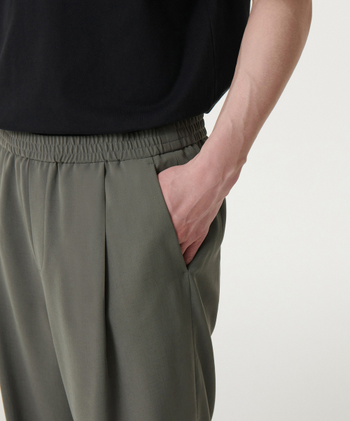 MUSINSA STANDARD（ムシンサスタンダード）の「リネンライクワンタックワイドバンディングパンツ[カーキグレー]（その他パンツ・メンズ・その他・40/26/28/38/42/36/34/32/30）」の7枚目の写真