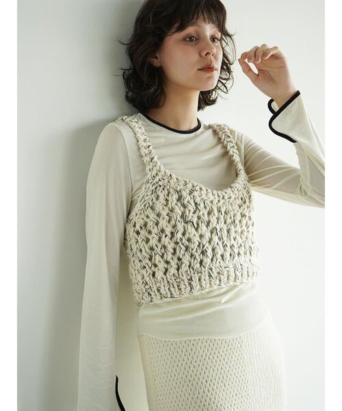 FIKA.（フィーカ）の「Loose knit mixed yarn bustier（その他トップス・レディース・グレー/ホワイト系・MEDIUM）」の18枚目の写真