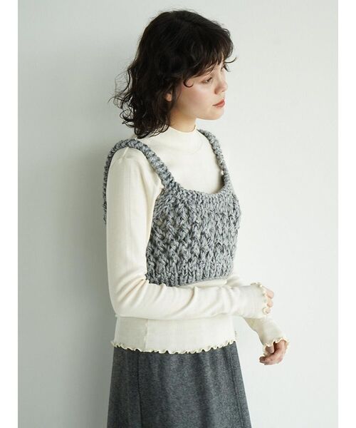 FIKA.（フィーカ）の「Loose knit mixed yarn bustier（その他トップス・レディース・グレー/ホワイト系・MEDIUM）」の13枚目の写真