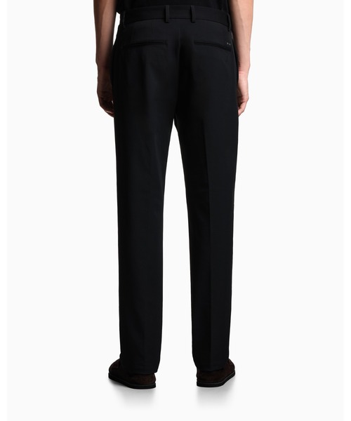 EMPORIO ARMANI（エンポリオアルマーニ）の「≪オンライン限定≫【エンポリオ アルマーニ】チノパンツ ナイロン ストレッチツイル（チノパンツ・メンズ・ダークカーキ/ブラック・44/46/48/50/52/54）」の4枚目の写真