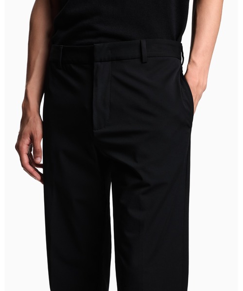 EMPORIO ARMANI（エンポリオアルマーニ）の「≪オンライン限定≫【エンポリオ アルマーニ】チノパンツ ナイロン ストレッチツイル（チノパンツ・メンズ・ダークカーキ/ブラック・44/46/48/50/52/54）」の5枚目の写真