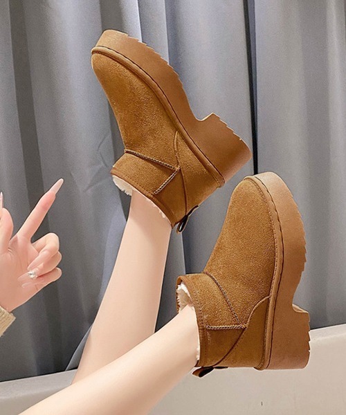 Miniministore(ミニミニストア)の「厚底ムートンブーツチャンキーヒールブーツ(ブーツ・レディース・キャメル/ブラック・23.0cm/23.5cm/24.0cm/24.5cm/25.0cm)」の10枚目の写真