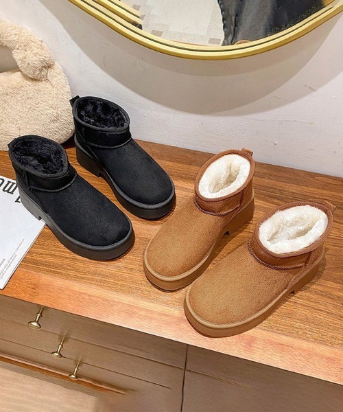 Miniministore(ミニミニストア)の「厚底ムートンブーツチャンキーヒールブーツ(ブーツ・レディース・キャメル/ブラック・23.0cm/23.5cm/24.0cm/24.5cm/25.0cm)」の17枚目の写真
