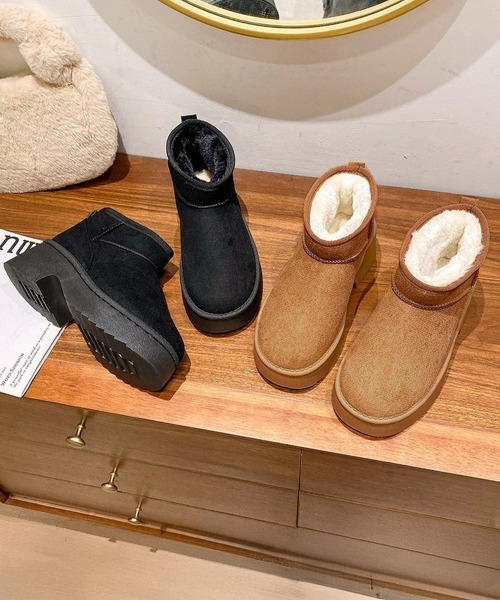 Miniministore(ミニミニストア)の「厚底ムートンブーツチャンキーヒールブーツ(ブーツ・レディース・キャメル/ブラック・23.0cm/23.5cm/24.0cm/24.5cm/25.0cm)」の18枚目の写真