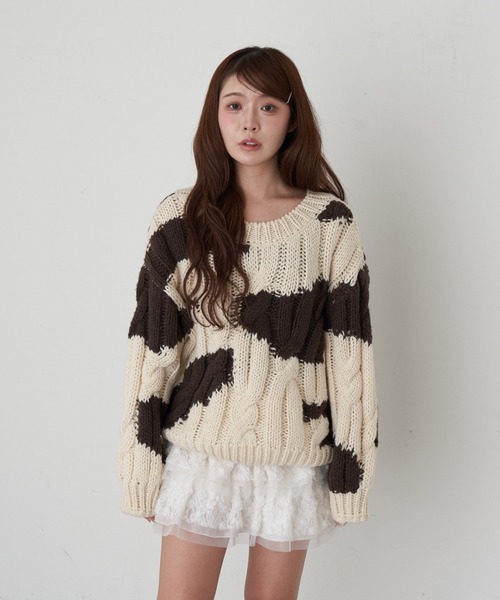 RAY CASSIN（レイカズン）の「ケーブルルーズニット（ニット/セーター・レディース・チャコールグレー/アイボリー/ライトベージュ・FREE）」の15枚目の写真