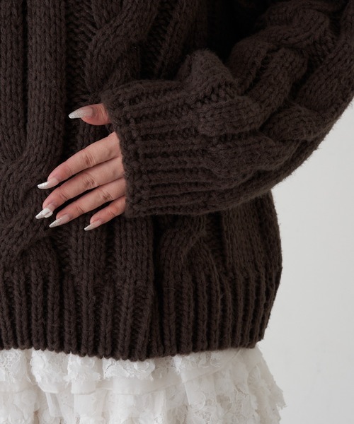 RAY CASSIN（レイカズン）の「ケーブルルーズニット（ニット/セーター・レディース・チャコールグレー/アイボリー/ライトベージュ・FREE）」の12枚目の写真