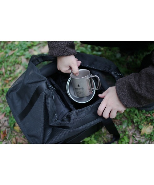 Snow Peak(スノーピーク)の「SnowPeak / Wingel Travel Picnic Pack トラベル ピクニック パック 海外限定(ハンドバッグ・メンズ・ダークカーキ/ブラック・ONE SIZE)」の10枚目の写真