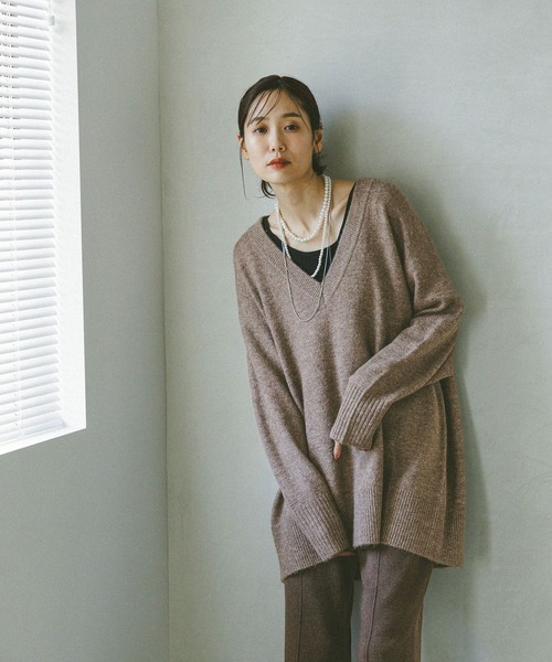 GLOBAL WORK（グローバルワーク）の「フワフワHugmeVネックチュニック/577892（ニット/セーター・レディース・グレー/ブラック/ブラウン系その他6/グレー系その他・FREE）」の7枚目の写真