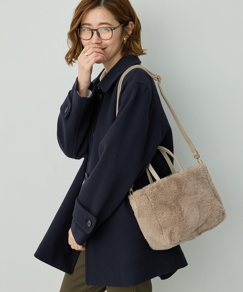 Petit Honfleur（プチオンフルール）の「2WAYファーバック【ショルダーストラップ付き】（トートバッグ・レディース・グレー/ベージュ・フリー）」の6枚目の写真