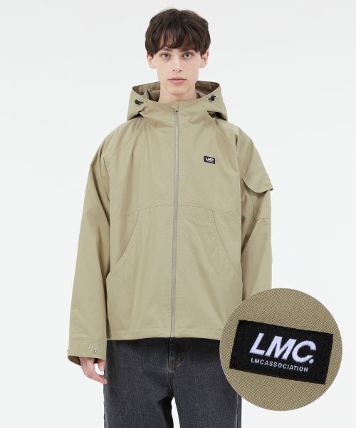 CURVED WINDBREAKER JACKET beige