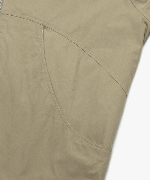 LMCの「CURVED WINDBREAKER JACKET beige（ナイロンジャケット・レディース・その他・MEDIUM/LARGE）」の16枚目の写真