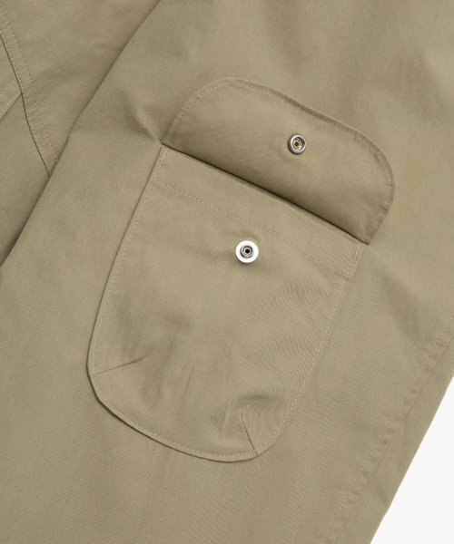 LMCの「CURVED WINDBREAKER JACKET beige（ナイロンジャケット・レディース・その他・MEDIUM/LARGE）」の17枚目の写真