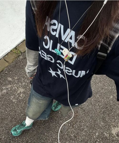 Cavish(カビシ)の「DELIC LAYERED LS TEE NAVY(CV2FSUT579A)(Tシャツ/カットソー・レディース・ネイビー・LARGE/MEDIUM/SMALL)」の17枚目の写真