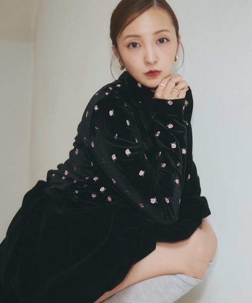 FLOWER VELOR TOPS（フラワーベロアトップス）（Tシャツ/カットソー