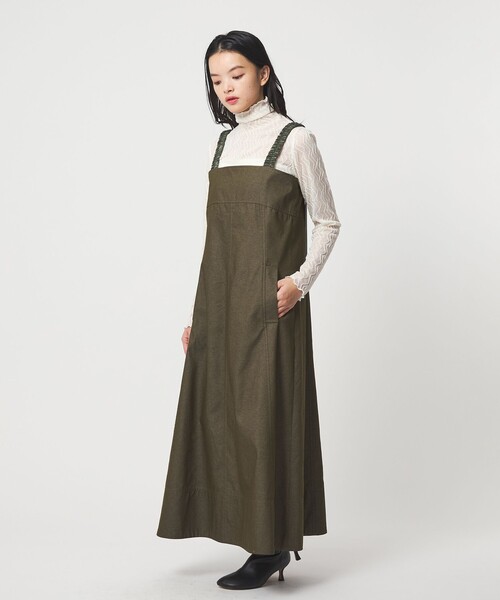 EMMEL REFINES（エメルリファインズ）の「＜EMMEL REFINES＞EM ギャザーストラップ ジャンパースカート（ジャンパースカート・レディース・ブラック/オリーブ・S/M）」の4枚目の写真