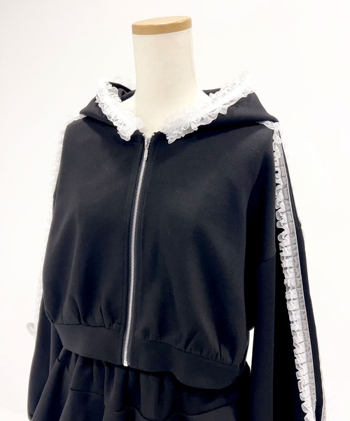夢展望（ユメテンボウ）の「【大きいサイズ】サイドラインフリルジャージsetup（セットアップ・レディース・ブラック/ブルーグレー/ライトベージュ/グレー・4L～5L/5L～6L）」の8枚目の写真