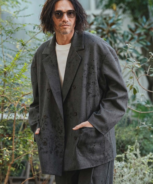 CAMBIO（カンビオ）の「mj11330- Uneven Dye Like Jacquard Double Tailored Jacket ダブルテーラードジャケット(PF-261-002)（テーラードジャケット・メンズ・チャコール/アイボリー・L/M）」の2枚目の写真