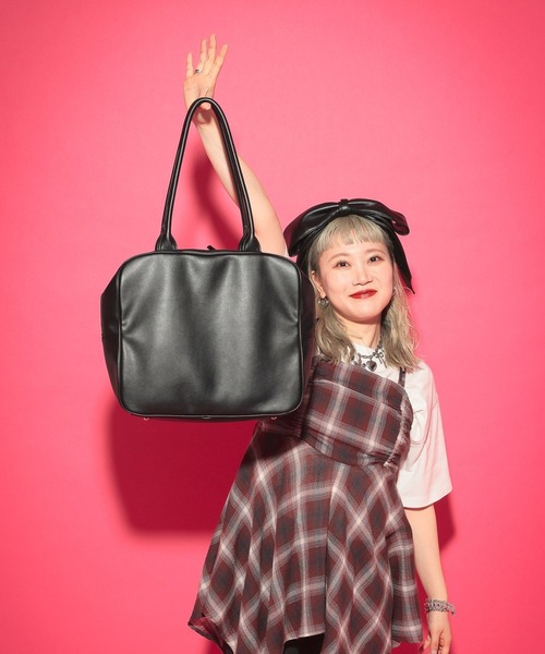 サトムラプロデュース】でかリボンボストンBAG 570778（ボストンバッグ