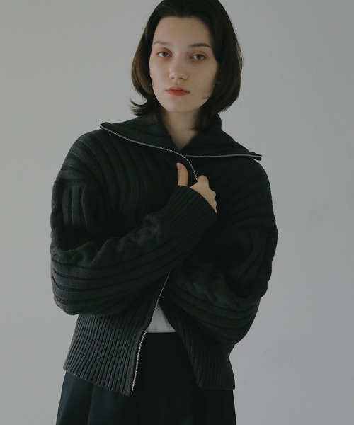 MANOF(マノフ)の「ZIP UP COTTON RIBKNIT(カーディガン/ボレロ・レディース・ホワイト/ブルー/チャコールグレー・F)」の21枚目の写真