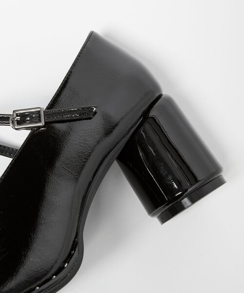 SY UNITED ARROWS（シーユナイテッドアローズ）の「＜SY＞オブリークメリージェーン パンプス70↑（パンプス・レディース・シルバー/ブラック・25cm/24.5cm/24cm/23.5cm/23cm/22.5cm/22cm）」の10枚目の写真