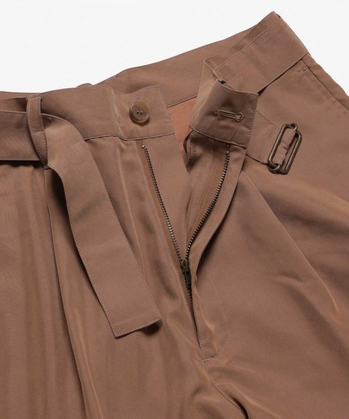 MR.OLIVE（ミスターオリーブ）の「T/R POWDER CLOTH / BELTED SHORTS /M261133（チノパンツ・メンズ・ブラック/キャメル・MEDIUM/LARGE）」の11枚目の写真