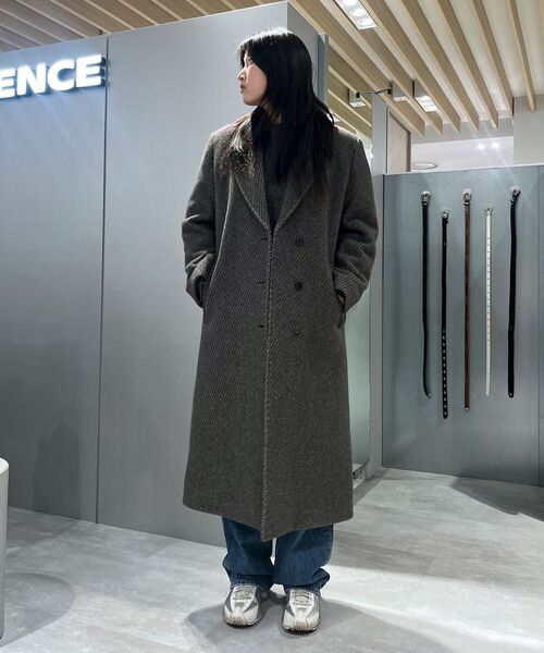 INSILENCE WOMEN（インサイレンスウーマン）の「クラシックマキシコート ブラウン（チェスターコート・レディース・その他・S/M/XS）」の2枚目の写真