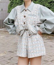 I.O.E（アイオイ）の「韓国流 ミックスツイードクロップドジャケット（ブルゾン）」