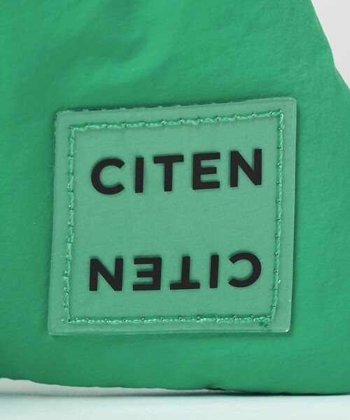 CITEN(シテン)の「<CITEN>トライアングルフラップポケットトートS(トートバッグ・レディース・ケリーグリーン/シルバー/ブラック・FREE)」の4枚目の写真