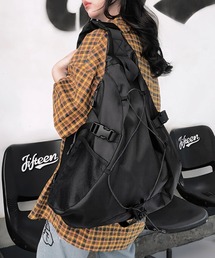 yuue' ( wear )（ユーイ）の「大容量ドローコードワンショルダーボディバッグ/リュック/バックパック/軽量撥水/A4サイズ対応/ユニセックス（バックパック/リュック）」