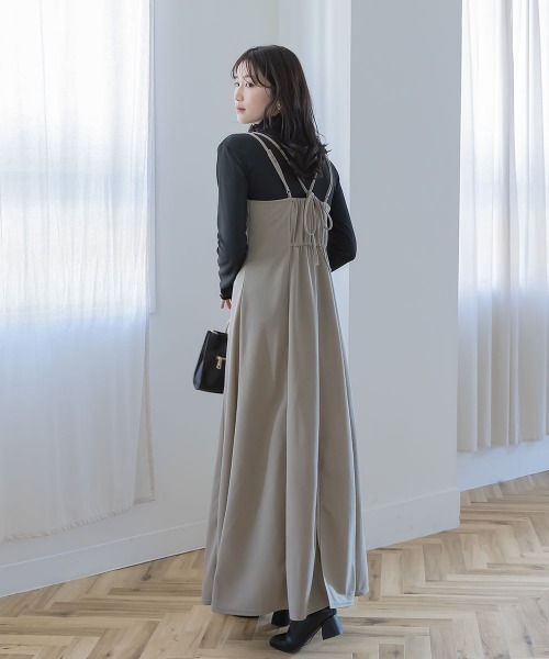 slattgir(スラットジール)の「高身長 カットジョーゼットキャミソールワンピース(トールサイズ)Essenave(ワンピース・レディース・グレー/グレイッシュベージュ/ブラック・TM/TL/TLL/T3L/T4L/T5L)」の7枚目の写真